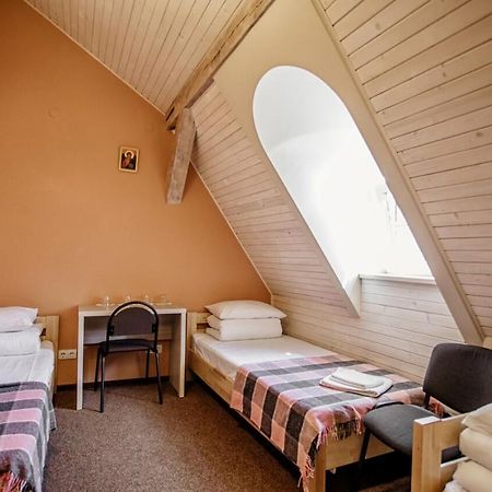 Guest House "Arkhistratyg" Lviv Buitenkant foto