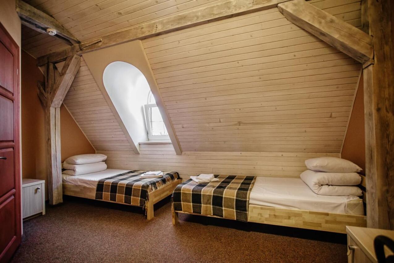 Guest House "Arkhistratyg" Lviv Buitenkant foto