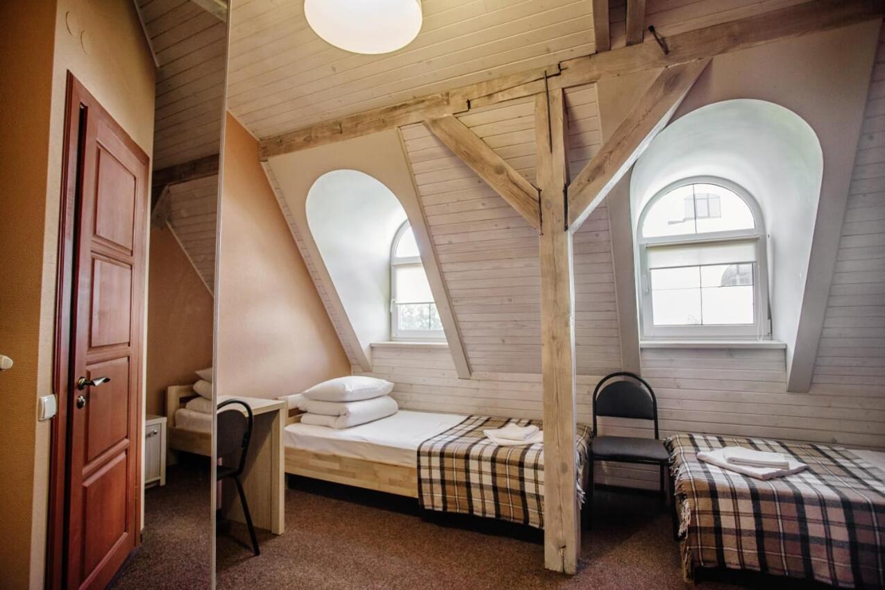 Guest House "Arkhistratyg" Lviv Buitenkant foto