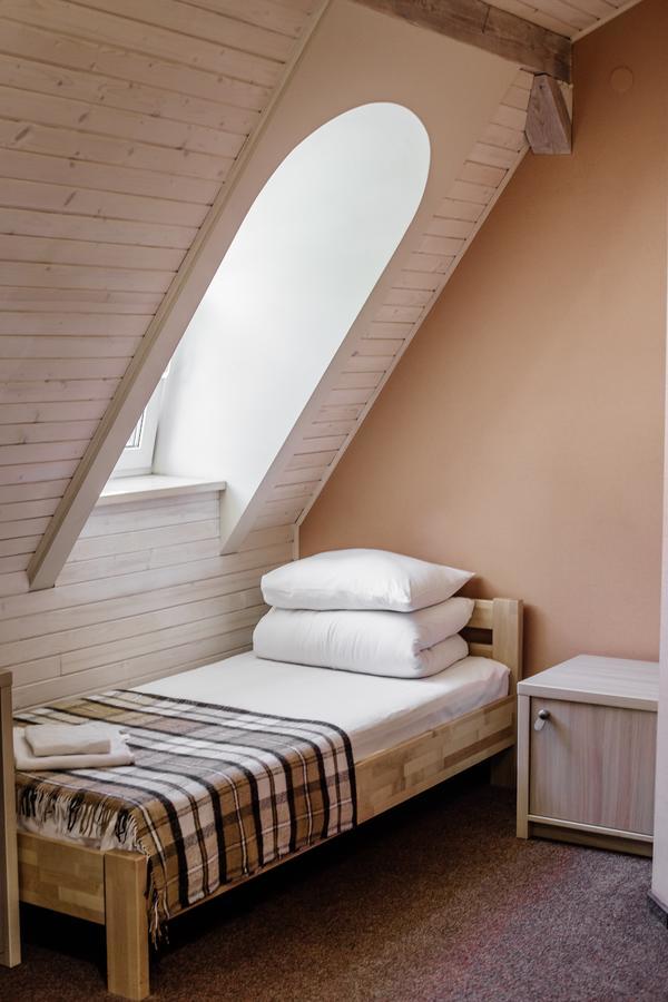 Guest House "Arkhistratyg" Lviv Buitenkant foto