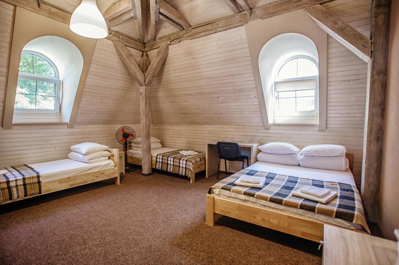 Guest House "Arkhistratyg" Lviv Buitenkant foto