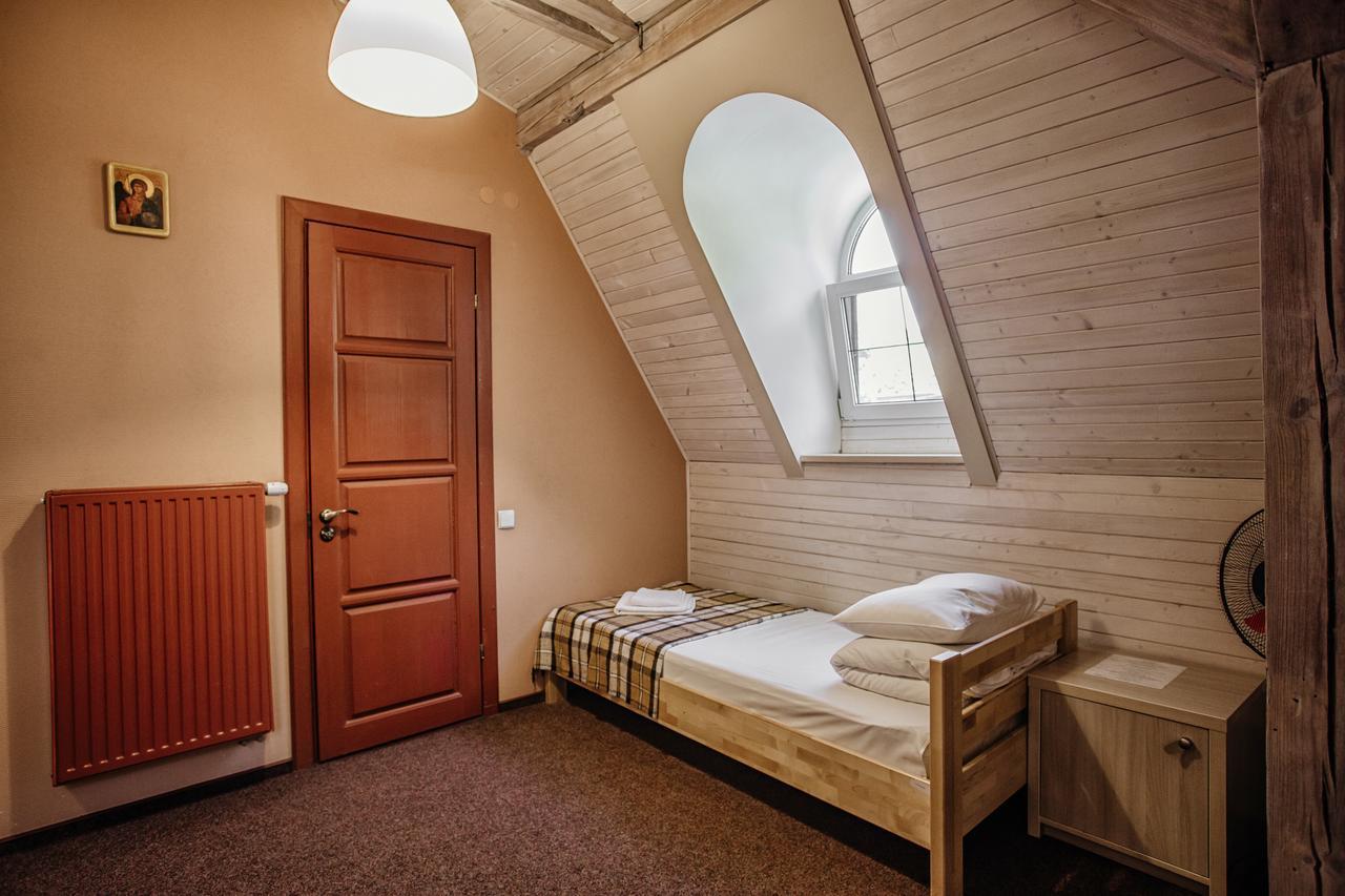 Guest House "Arkhistratyg" Lviv Buitenkant foto