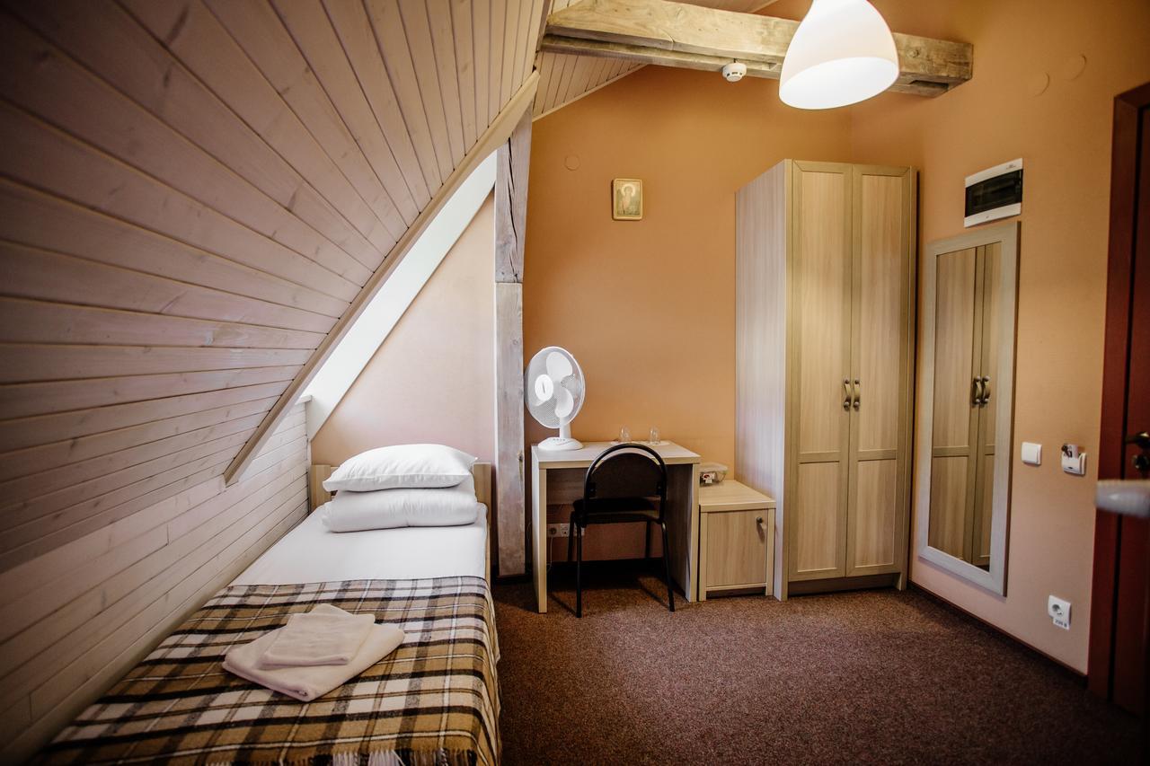 Guest House "Arkhistratyg" Lviv Buitenkant foto