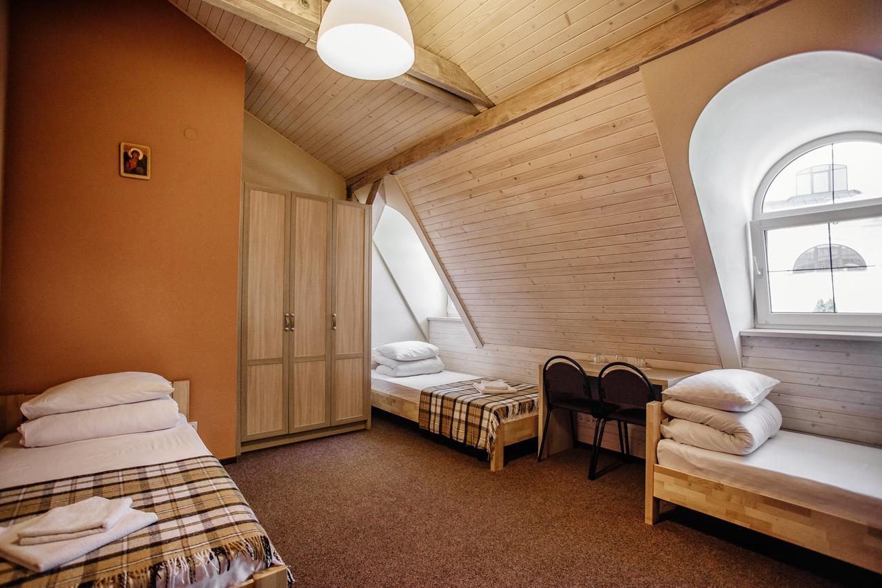 Guest House "Arkhistratyg" Lviv Buitenkant foto