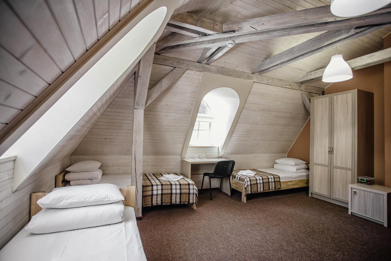 Guest House "Arkhistratyg" Lviv Buitenkant foto